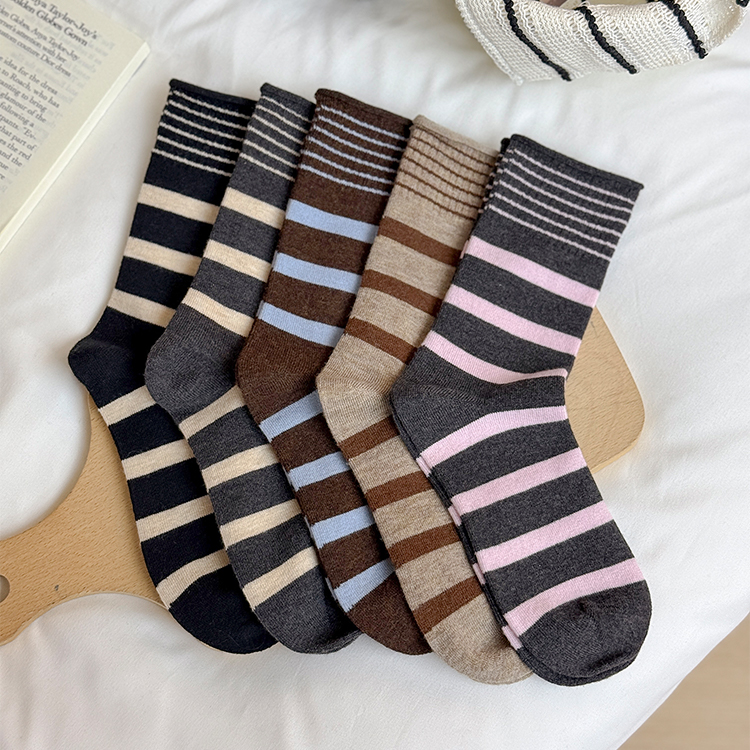 西客毛圈袜-59.9元3双